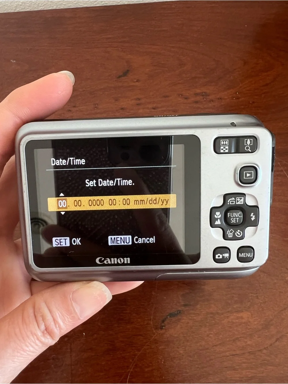 Canon PowerShot A490 Silver and Black Compact Camera